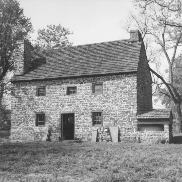 Mouns Jones House, northeast perspective view (1972)